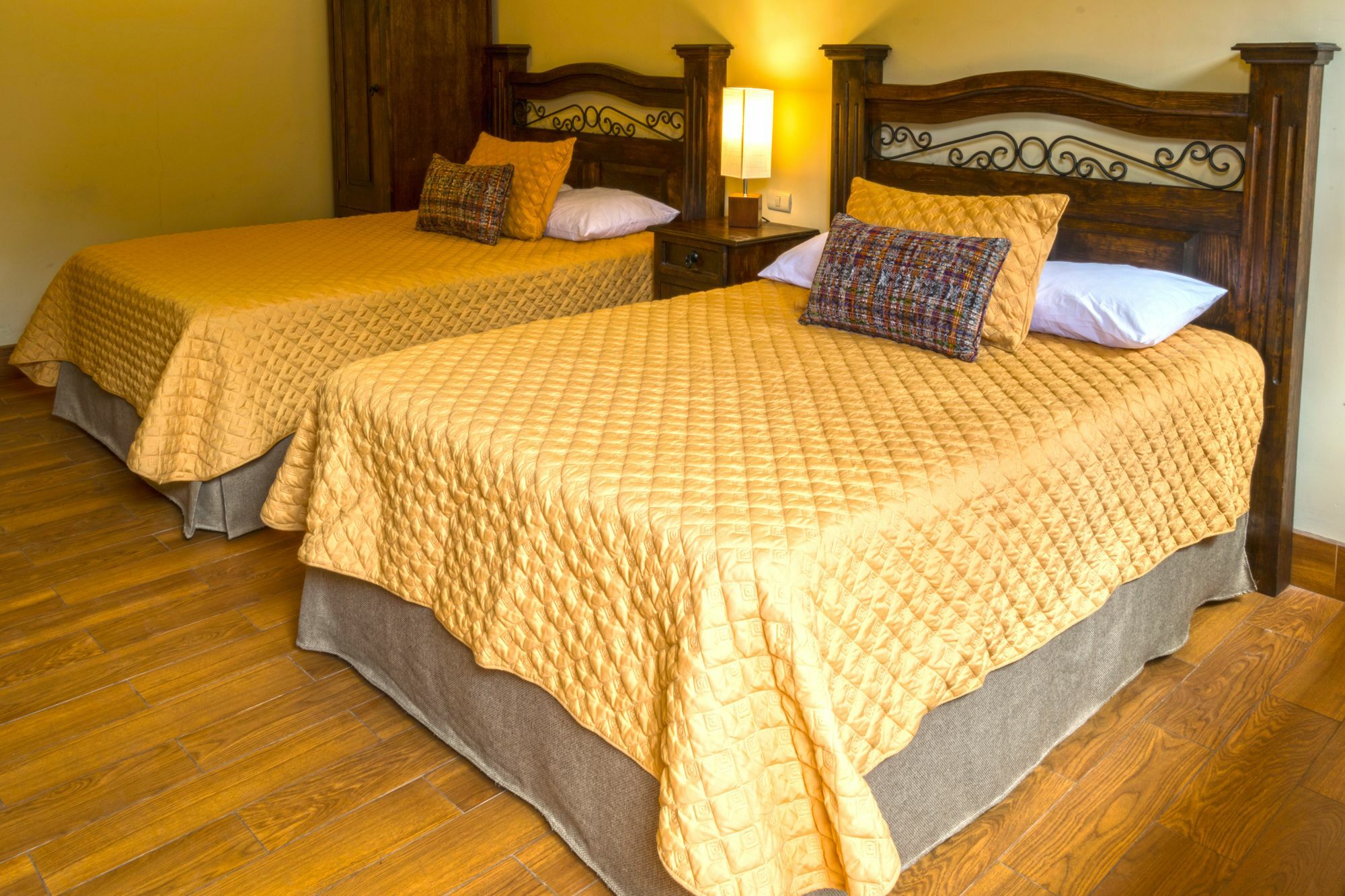 Hotel Casa San Bartolo Антигуа-Гватемала Экстерьер фото