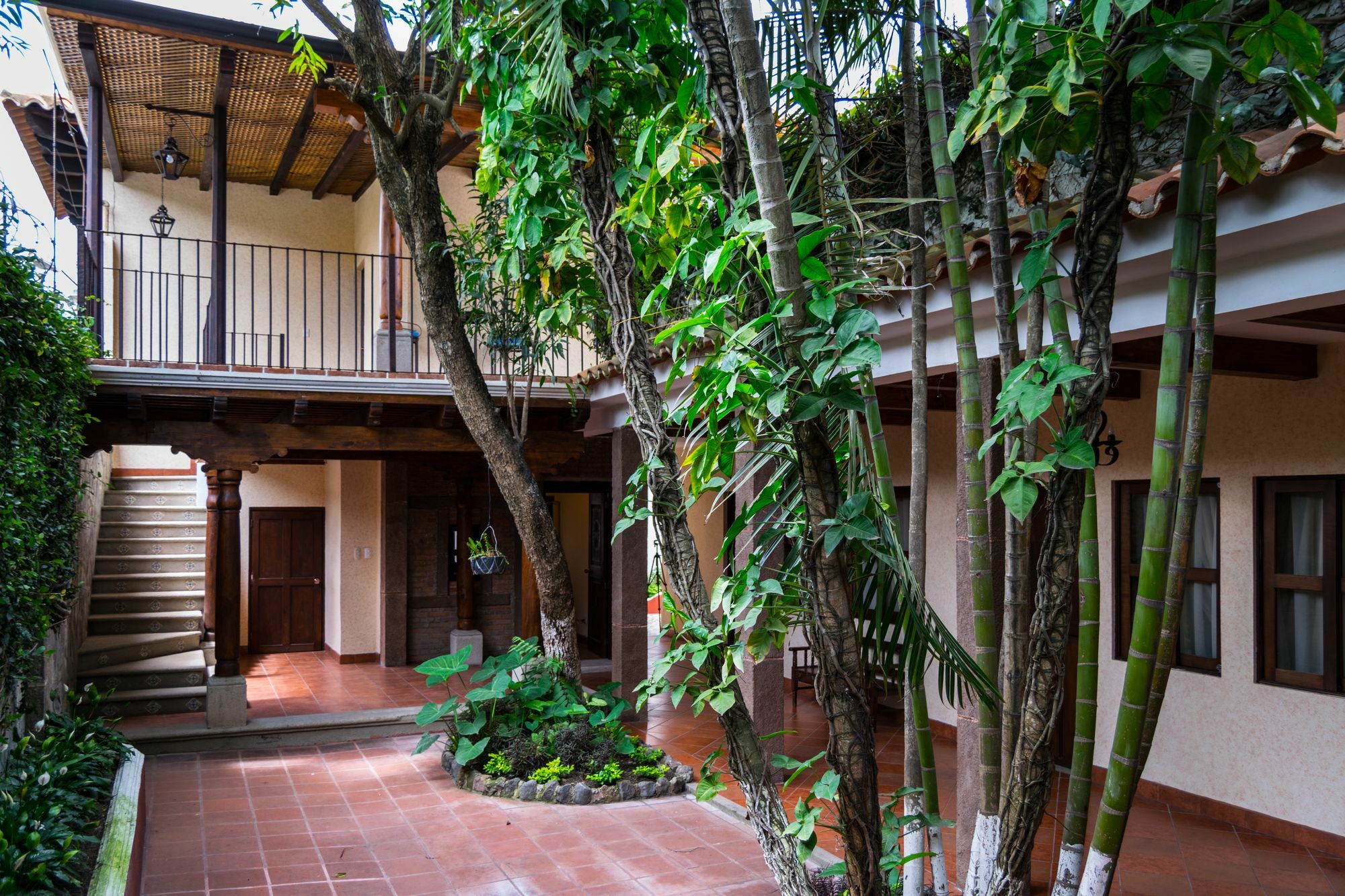 Hotel Casa San Bartolo Антигуа-Гватемала Экстерьер фото